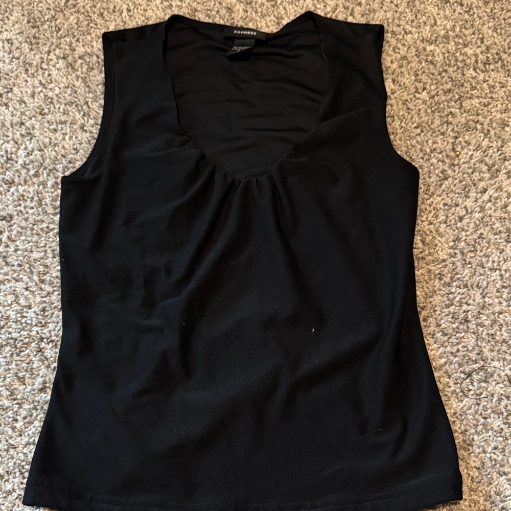 Express Black Sleeveless Scoop-Neck Tank Top